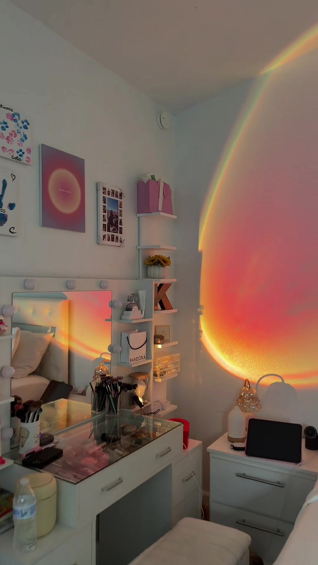Fall Sunset Lamp Projector Light 180° Adjustable Sunset Mood Lamp, 4 Modes… creator video