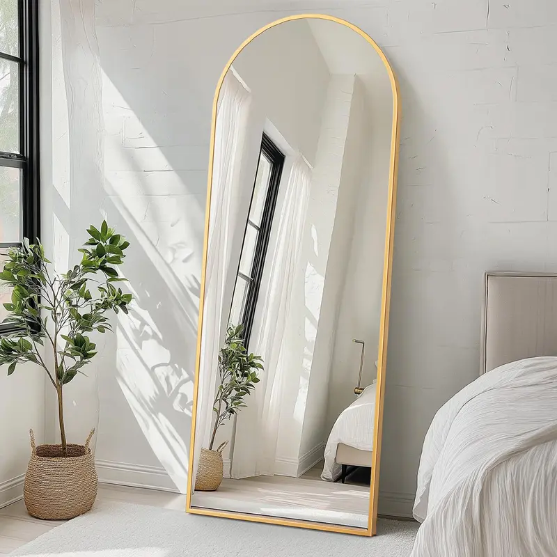 Espejo de piso Sweet Furniture S con arco dorado, cuerpo completo